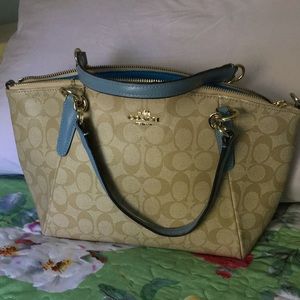 Beautiful Coach Purse Classic